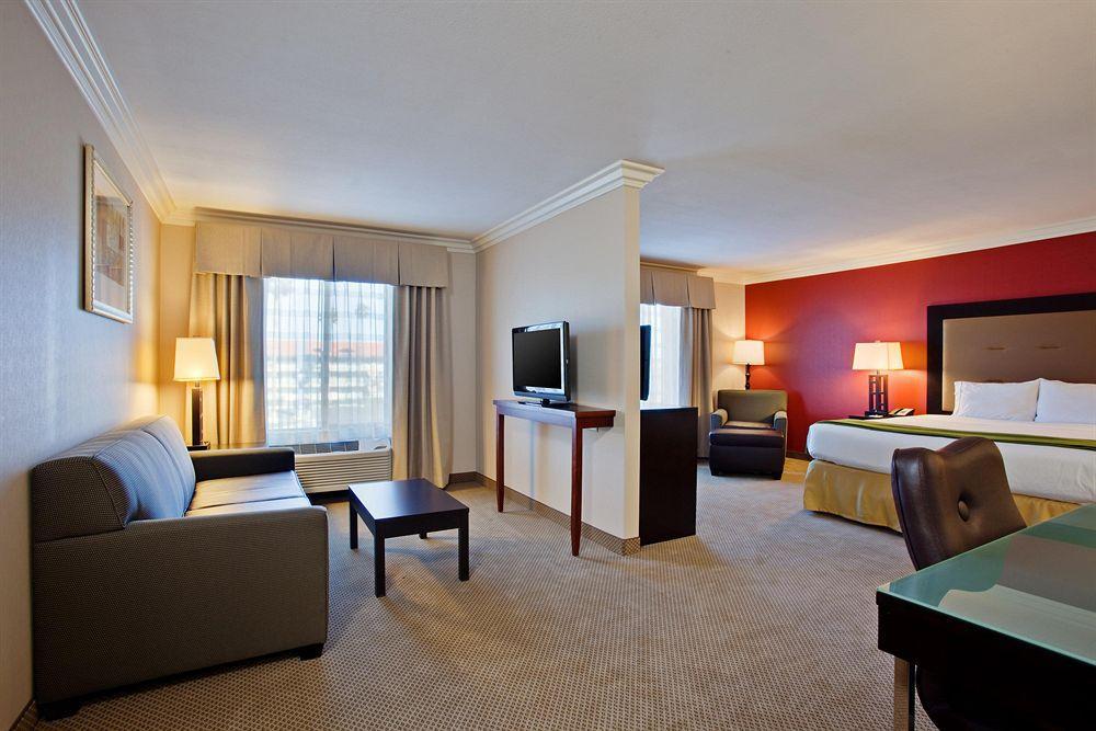 Holiday Inn Express Hotel & Suites Twentynine Palms, An Ihg Hotel Номер фото